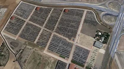 Vista aérea de Desguaces La Torre en Torrejón de la Calzada, el mayor desguace de Europa con 240.000 m²